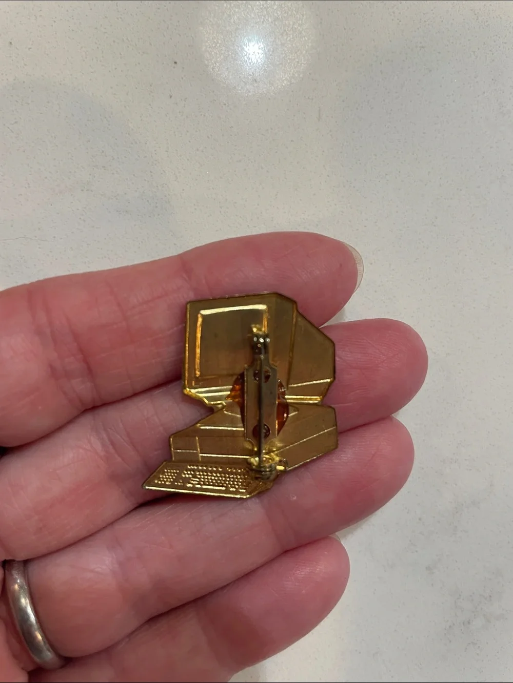 N/A stylish gold
